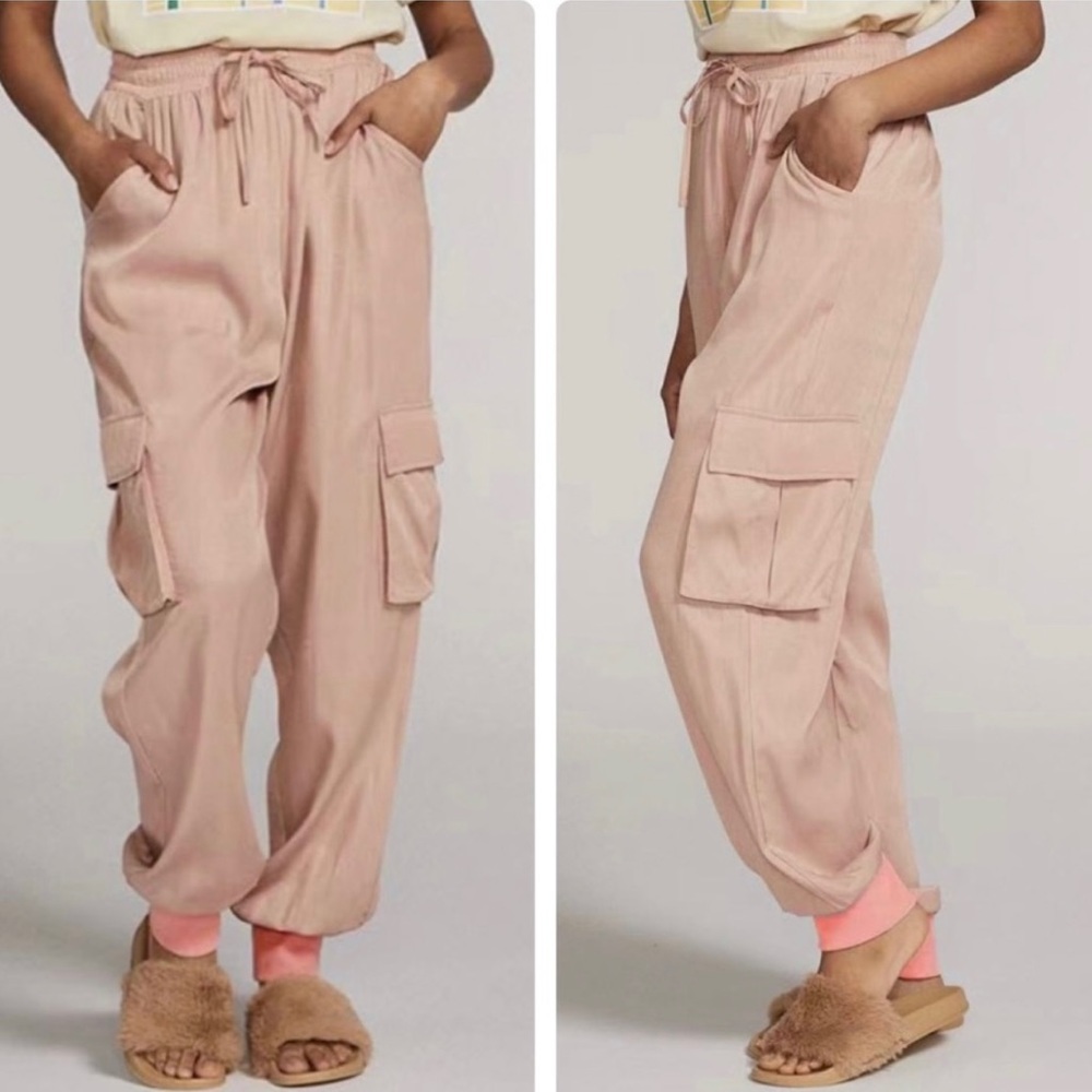 NWT Luxe Blush Dusty Pink Satin Cargo Pocket Joggers Pants